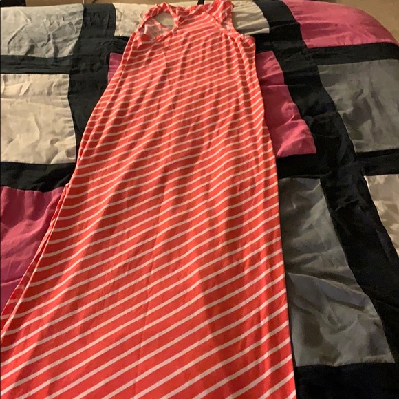 Clothes - Picture 3 of 3